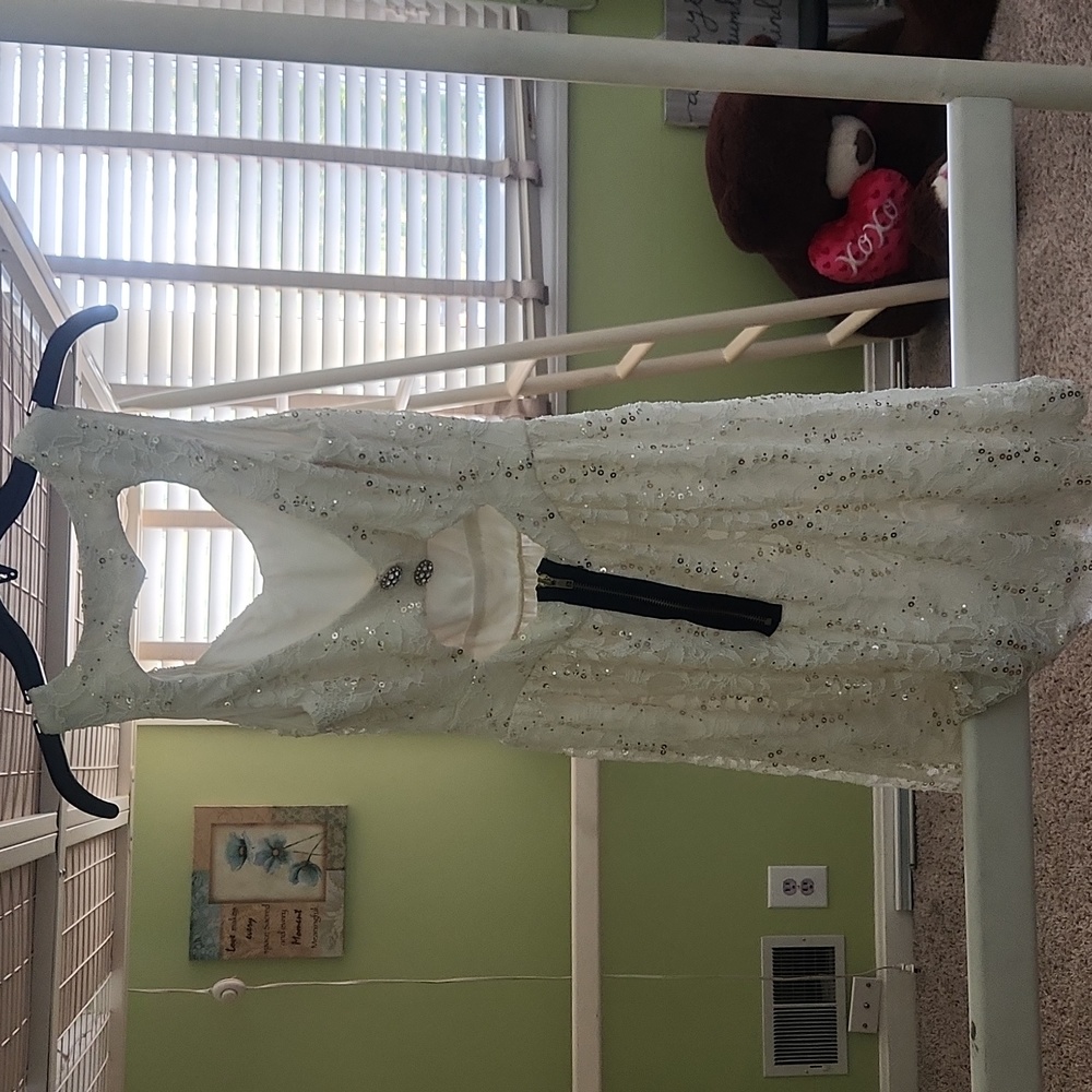 Cocktail Dress - Picture 2 of 2